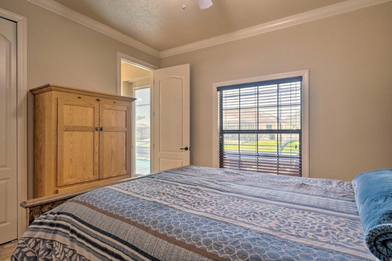 Canalfront Cape Coral Home With Patio And Grill! Bagian luar foto